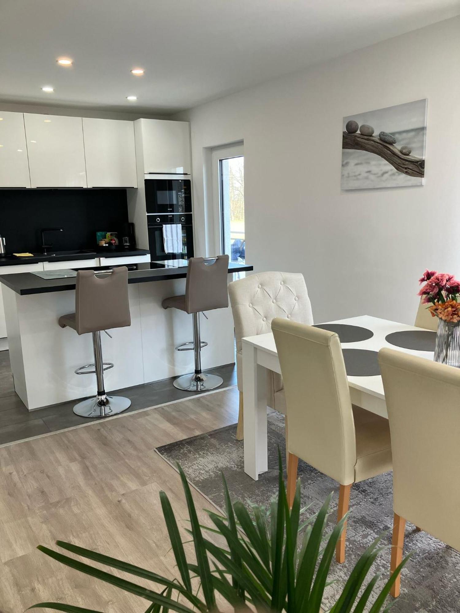 Moderne Einliegerwohnung Naehe Ingolstadt Und Bad Goegging Munchsmunster Екстериор снимка